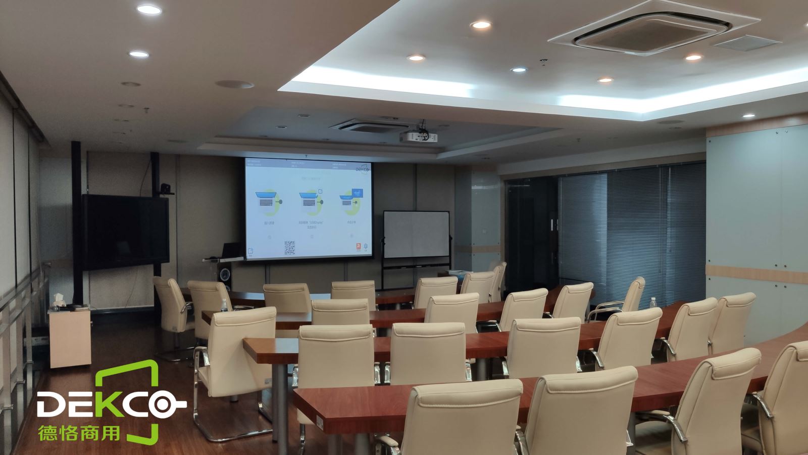 笔记本无线投屏到电视上教程,电脑怎么无线投屏到投影仪上