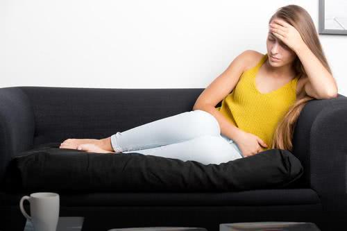 左侧腹部疼痛的主要原因有哪些,左侧腹部隐痛是什么病的预兆