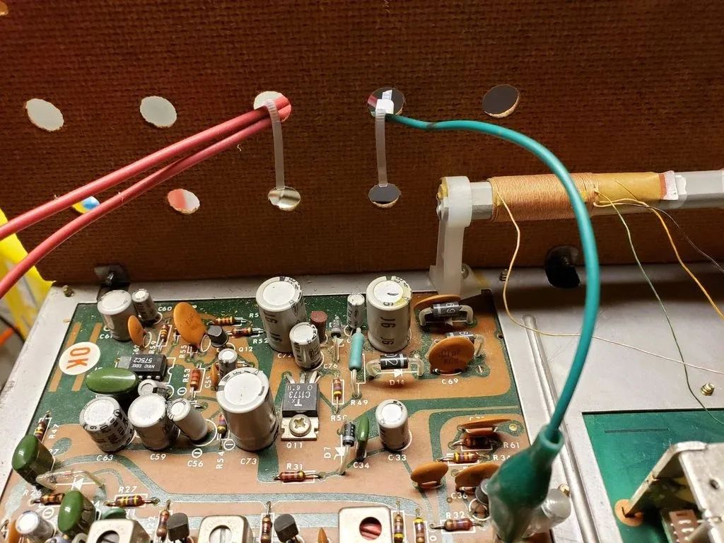 老物件翻新收音机,老电子管收音机翻新视频