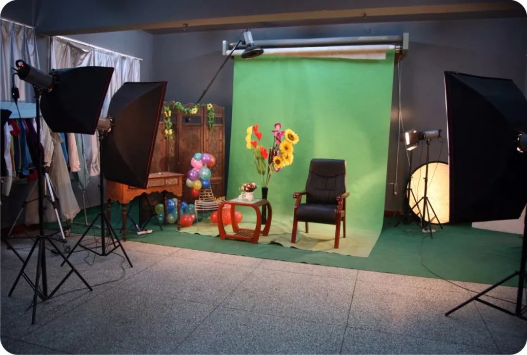 只争朝夕,不负韶华——开封市信息工程学校线上巡礼