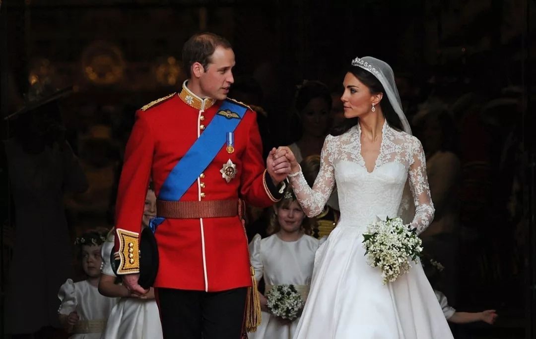 英国女王珠宝传奇,英国女王王冠上的宝石的传奇