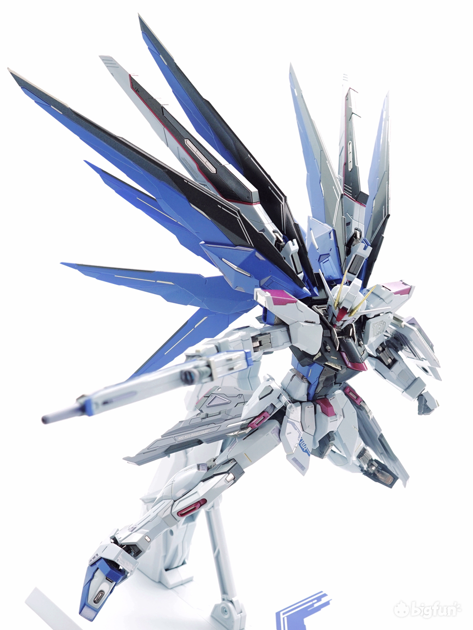 mb自由高达模型2.0,盗版自由2.0高达模型测评