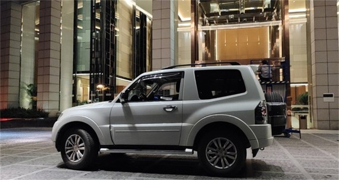 2010款三菱帕杰罗v87试驾视频,2020款帕杰罗v87三门版试驾