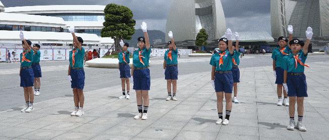 他在斗门建了一支交警队！但又不止是交警！视频太帅！