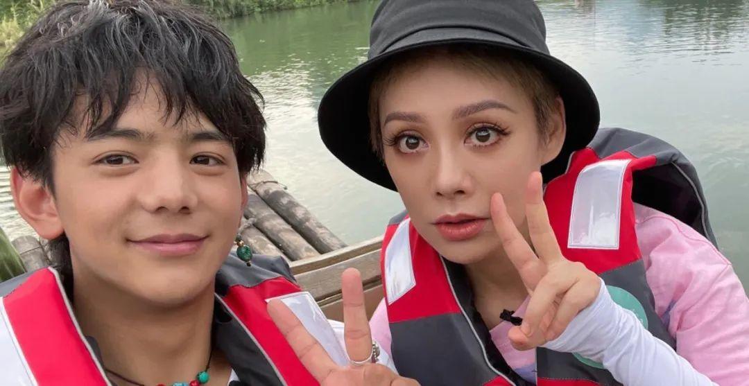 拯救剧荒2019年,杨洋迪丽热巴携手共赴荣耀