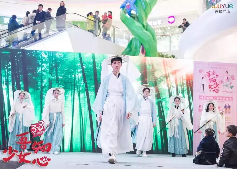 生孩子有多疼男士体验,生孩子有多痛分娩体验