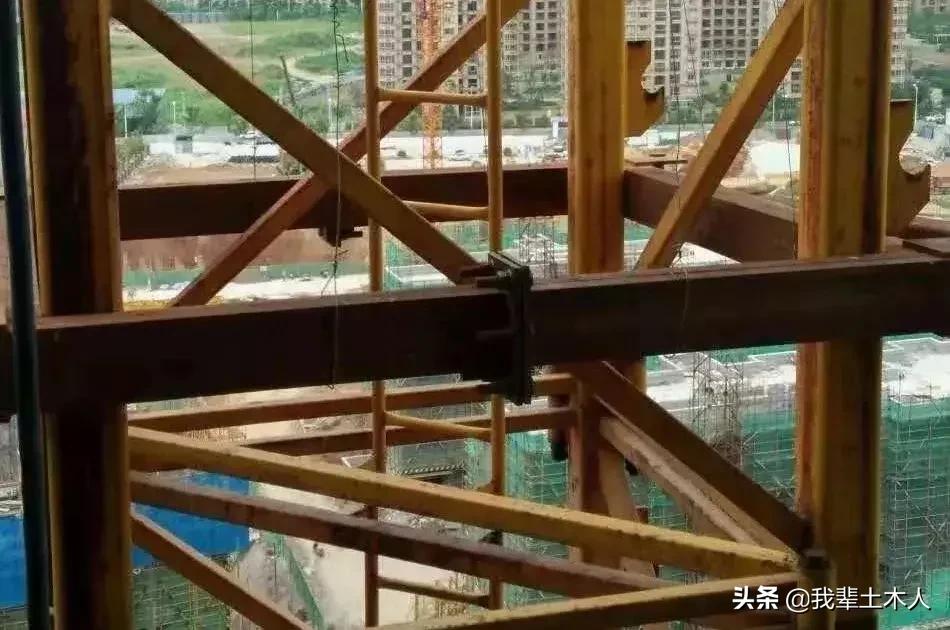 塔吊附墙预埋后多长时间可加附墙,塔吊非标附墙和正式附墙