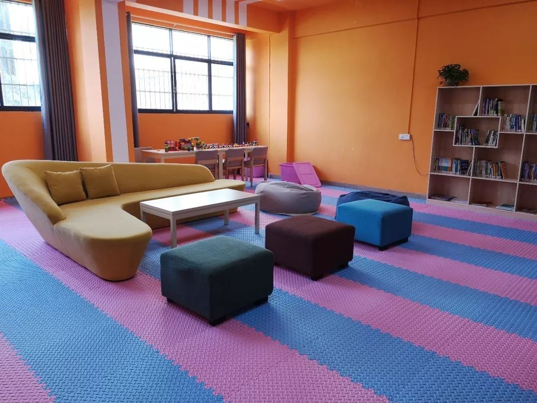 内马尔冠军vs梅西冠军,内马尔贫困