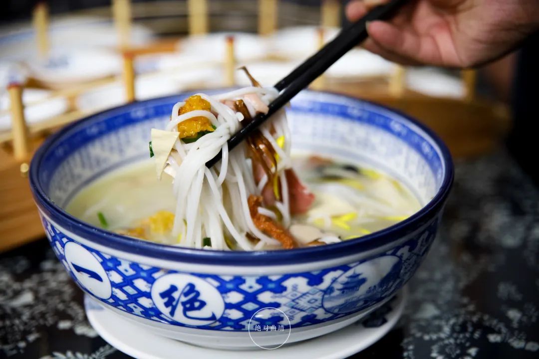 曲靖过桥米线所有门店,曲靖米线多少钱一碗