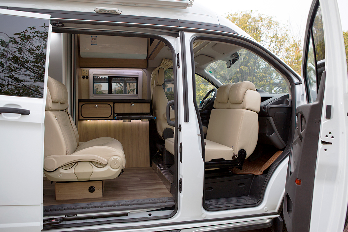 19江铃福特全顺多少钱,19.98万新全顺房车价格