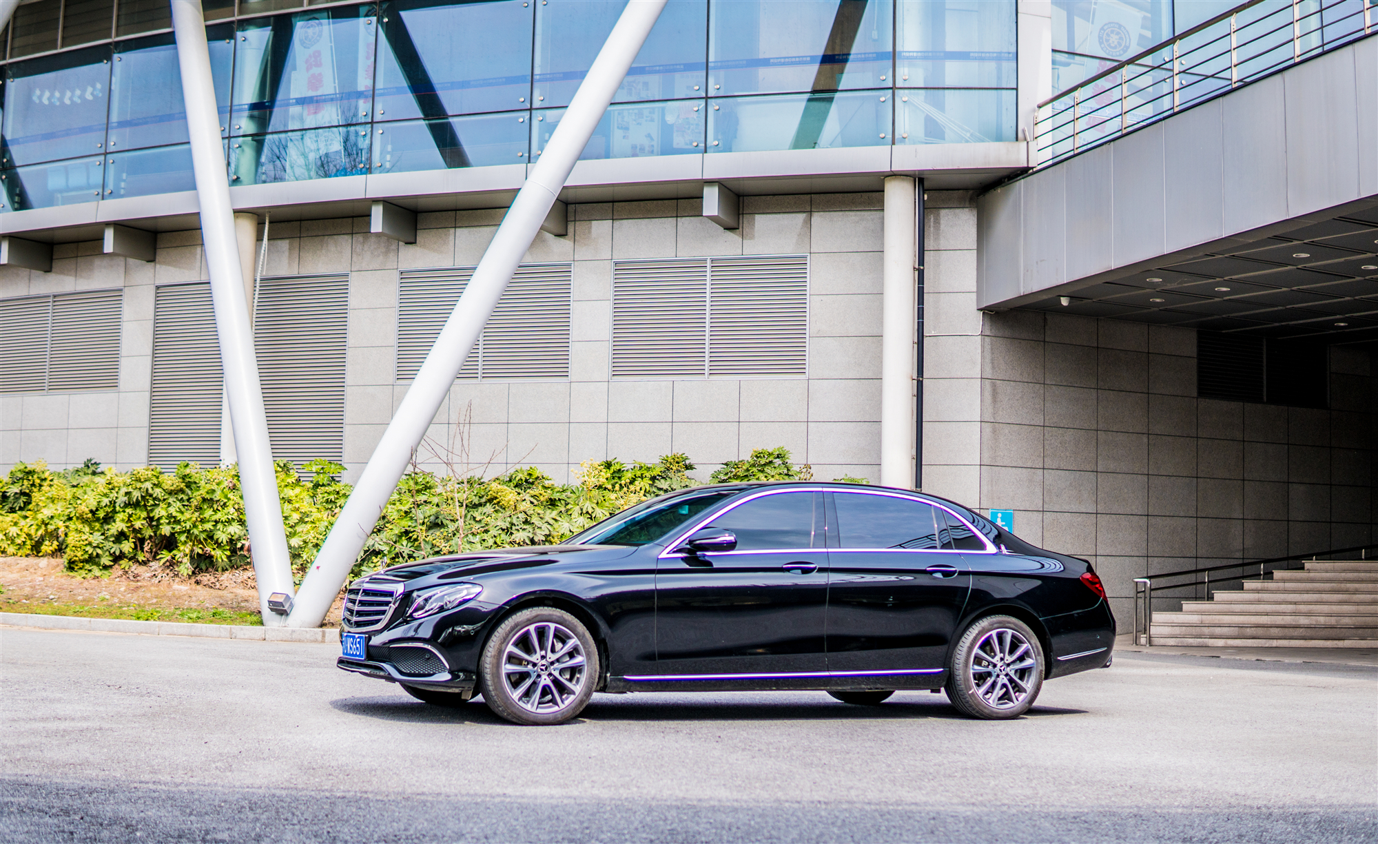 梅赛德斯奔驰e300l最新款,2012款梅赛德斯奔驰e300l优雅型