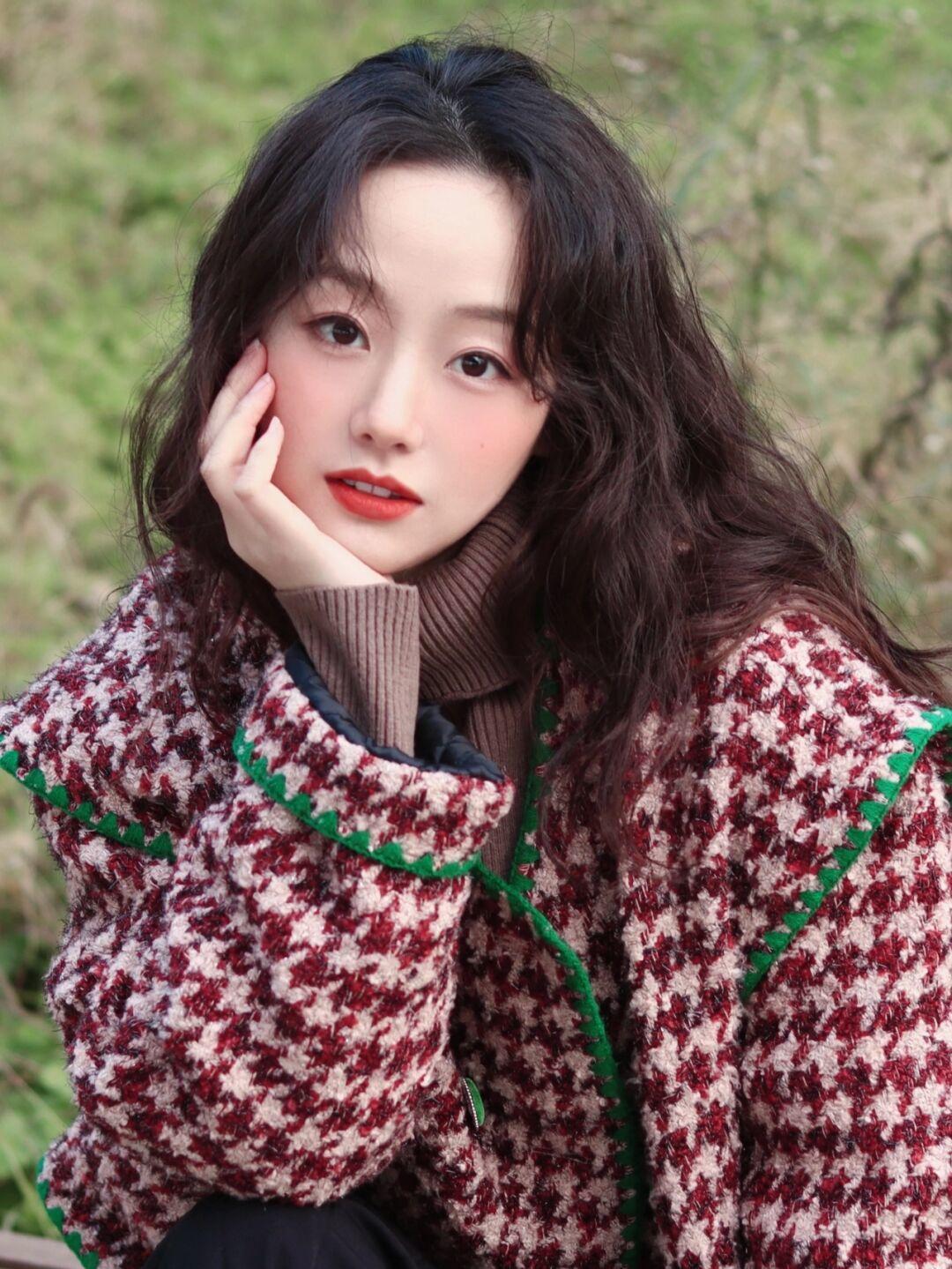 冬季简约毛呢外套穿搭,毛呢外套穿搭中短高端大气上档次