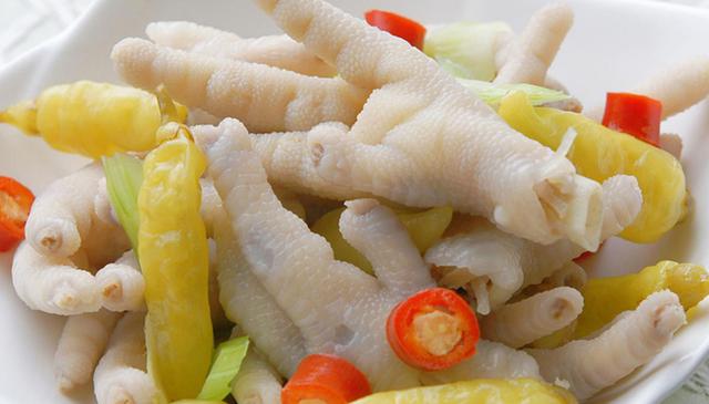 柠檬泡椒鸡爪最正宗的做法摆摊,泡椒鸡爪最正宗的做法视频教程