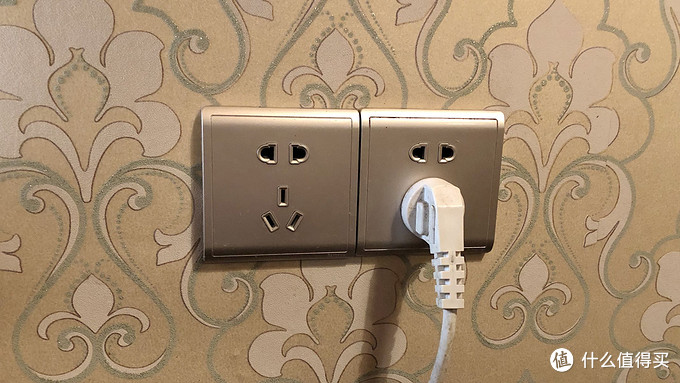 施耐德小夜灯智能感应灯插座,施耐德绎尚带夜灯