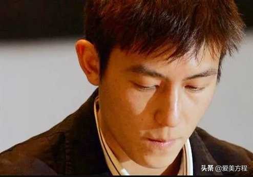 额头窄圆脸颧骨高女生适合的发型,男生额头窄颧骨高适合什么发型