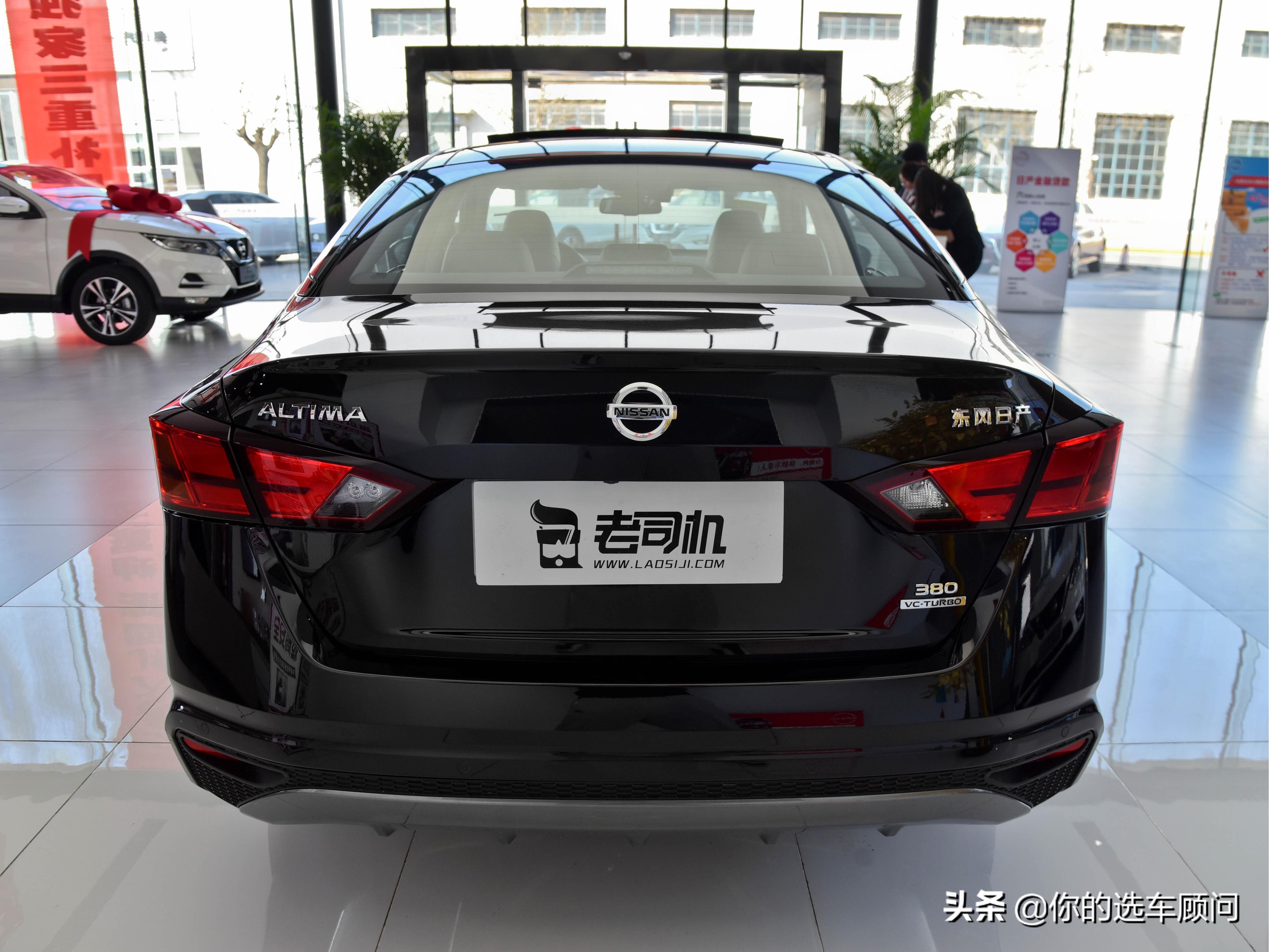 雅阁1.5和天籁2.0哪个更值得入手,一分钟了解23款日产天籁