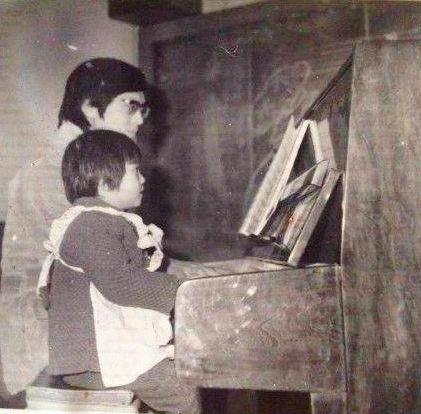 姚贝娜：患乳腺癌，割去乳房，后拍全裸写真照，死后捐出眼角膜