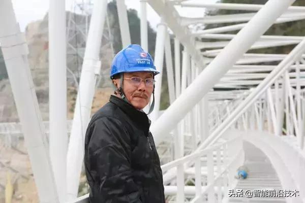 中国天眼看到宇宙的画面,看天眼