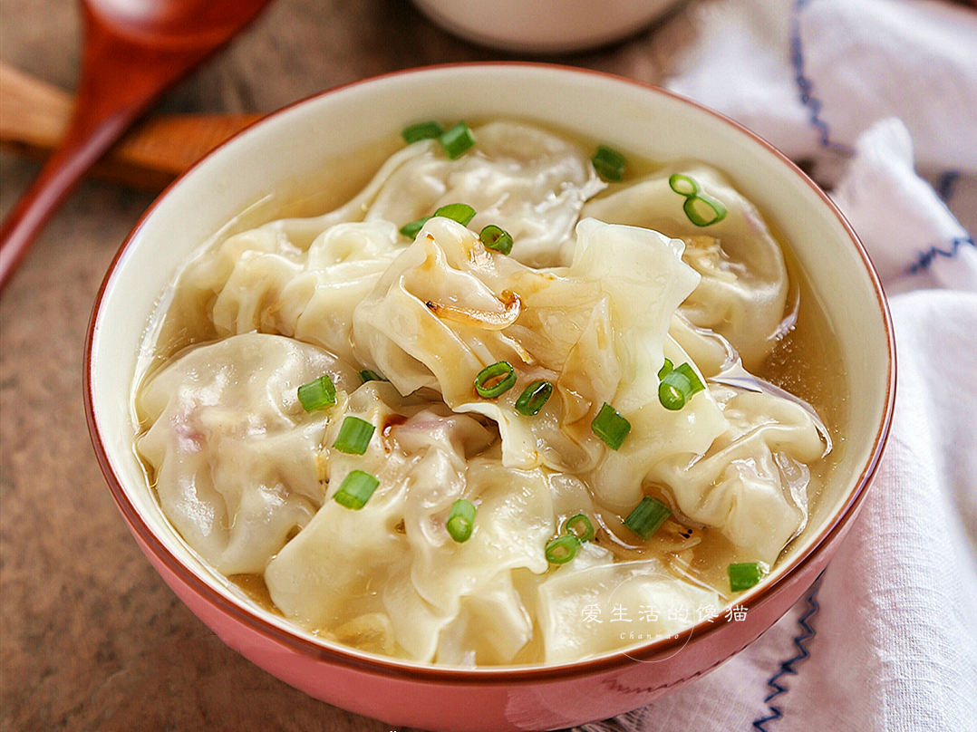 家里煮云吞什么汤底好简单的,煮云吞加点啥