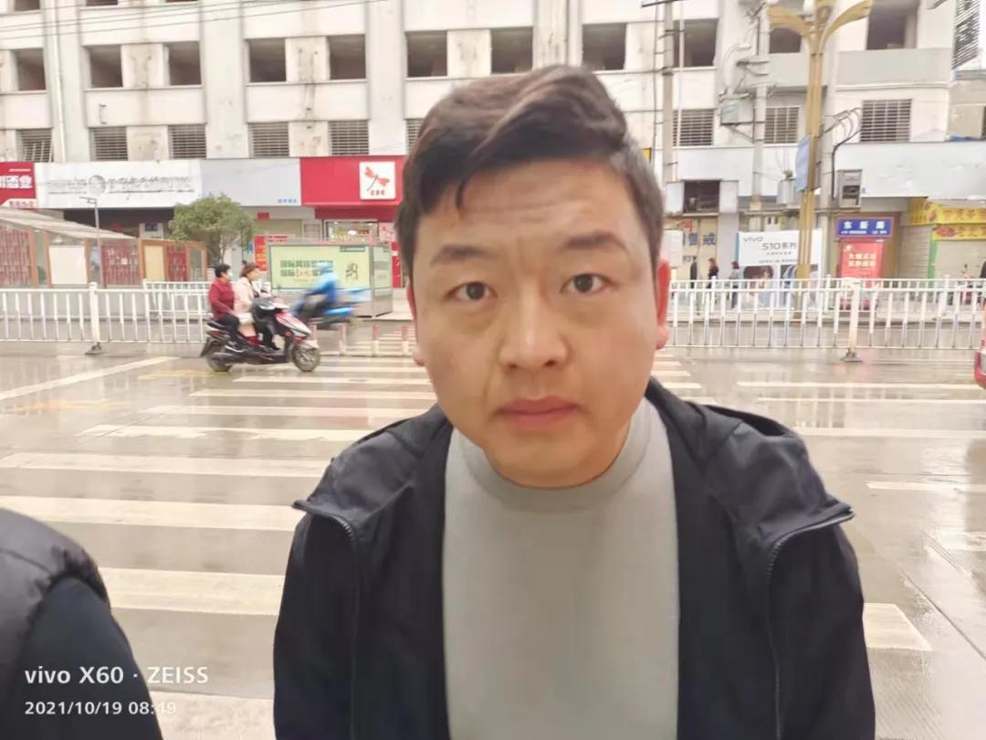 陇南行人闯红灯,陇南市行人闯红灯