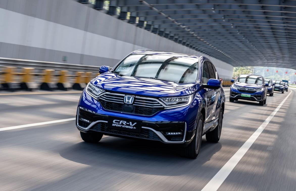 cr-v锐混动实测油耗,试驾crv油耗1.5t