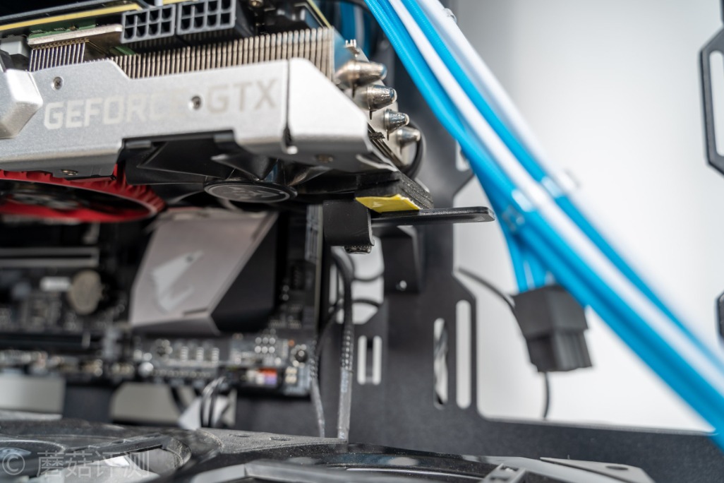七彩虹1080ti相当于现在什么显卡,游戏显卡钉子户
