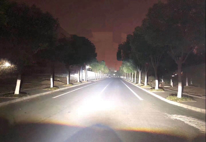 奥迪q5大灯改装led双光透镜大灯,奥迪q5大灯改装led灯泡