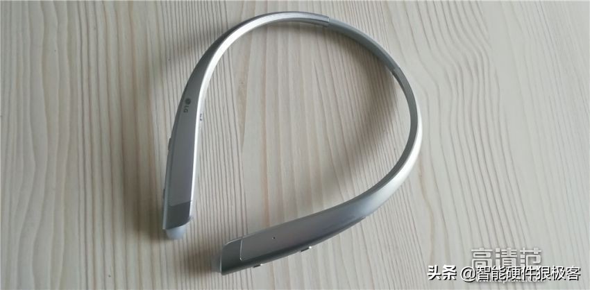 lghbs910蓝牙耳机韩国,lg900颈戴式蓝牙耳机适合听歌