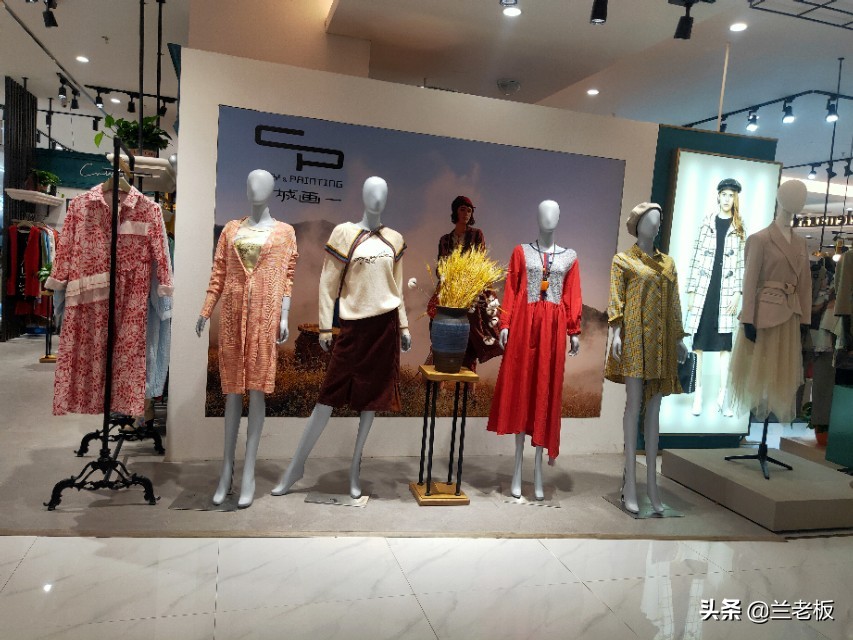 想做服装生意,服装生意现在好做吗