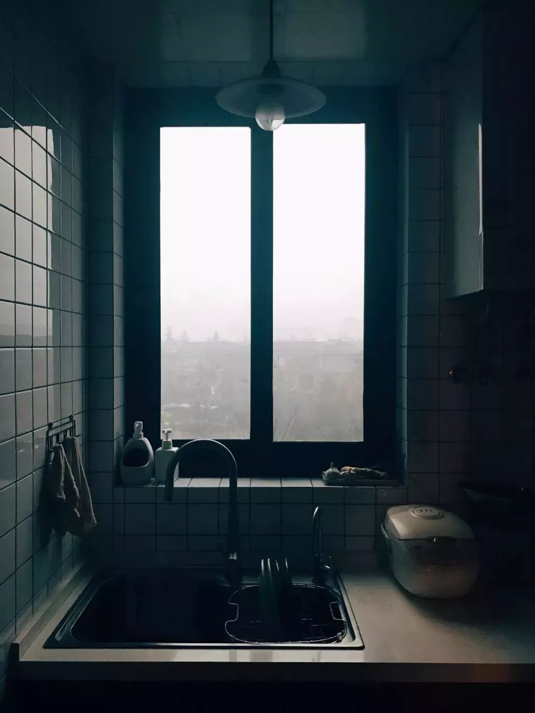 90后花9000元爆改老房子,90后夫妻精心改造精装房