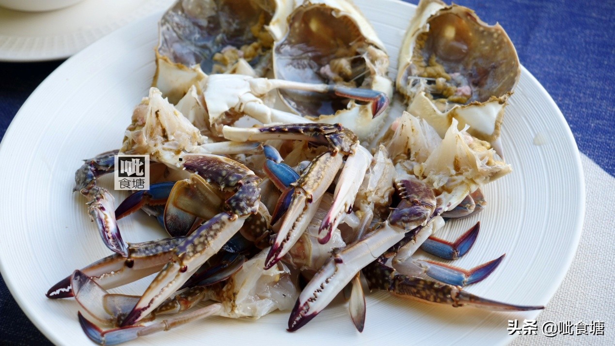 螃蟹跟什么炒好吃呢,螃蟹和什么搭配炒好吃窍门