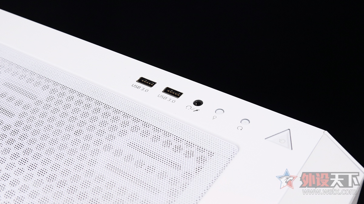 威刚入侵者烈日版,威刚xpg选哪个