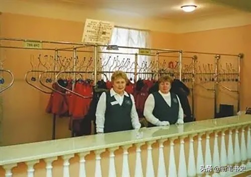 1937年,阴谋刺杀蒋介石的汉奸集团,败给了秘密警察的“*男美**计”