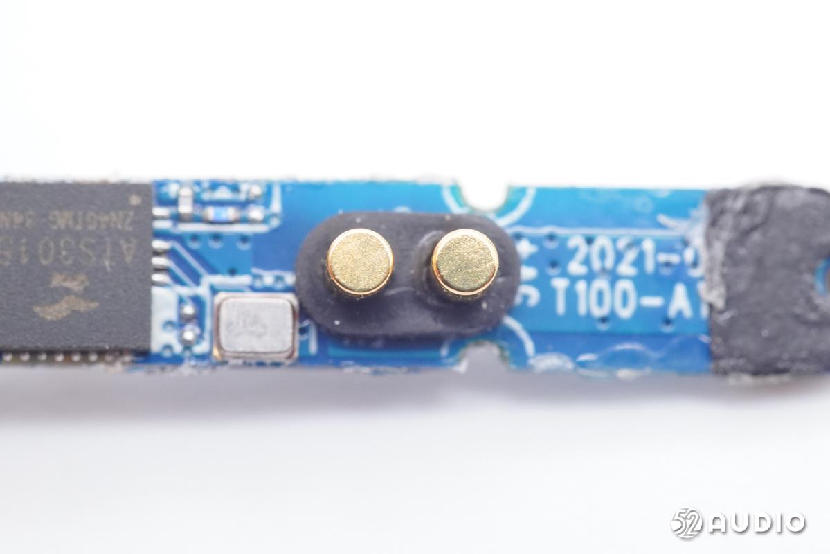 半入耳式降噪耳机jbl,轻量化头戴式无线耳机