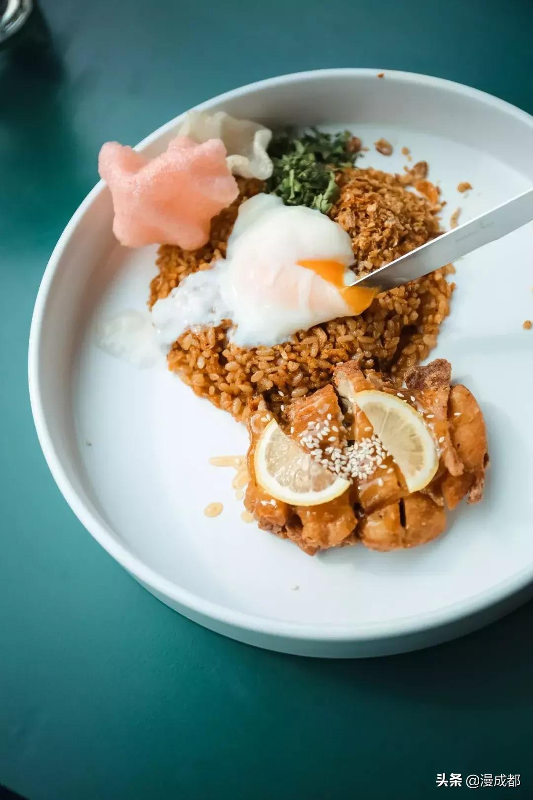 漂洋过海来成都，这对情侣将极致美食开在最不起眼的地方