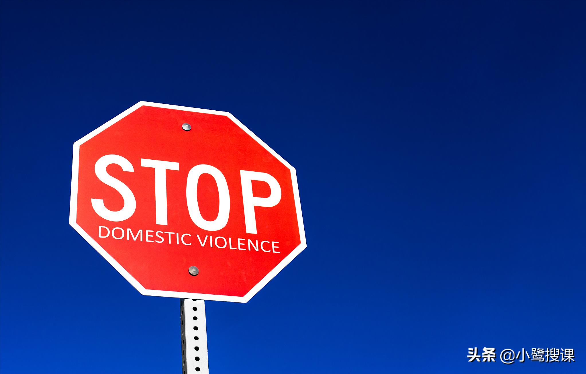 摩尔庄园欺骗小朋友的罪行,摩尔庄园的童年阴影