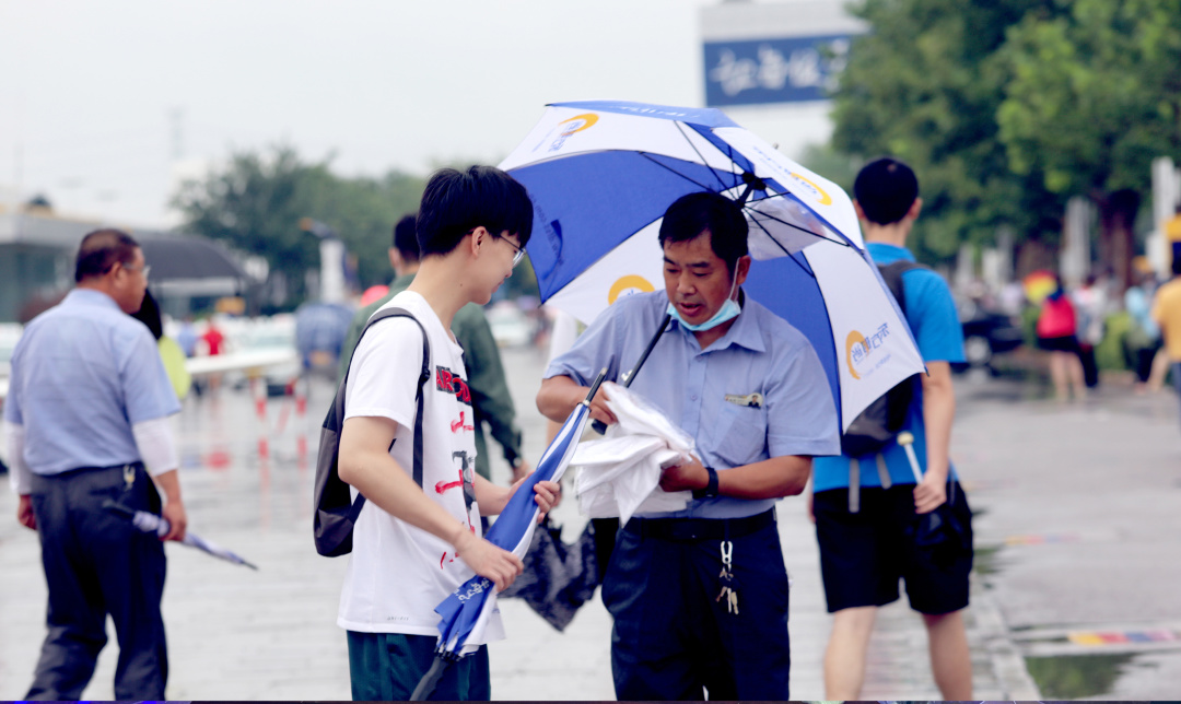 下雨学车考试技巧,雨季学车
