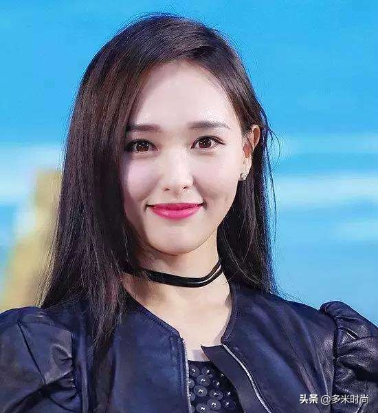 唐嫣和杨幂的发际线,杨幂额头高怎么弄刘海