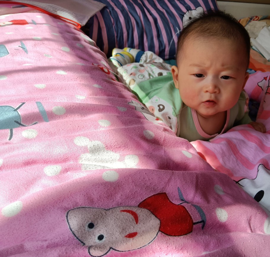 宝宝出生后的几个重要日子,宝宝出生前一个月的预兆