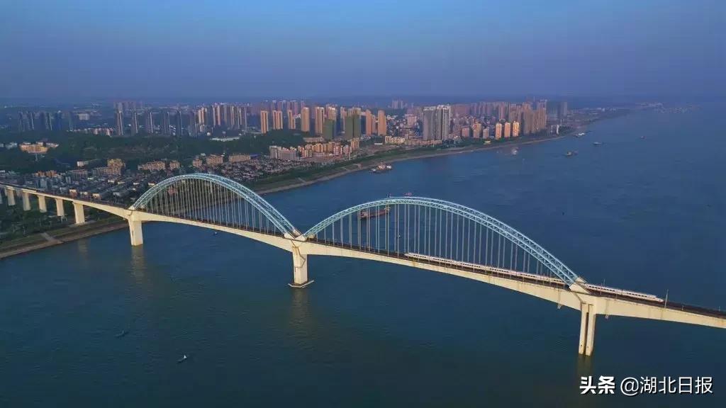 湖北各市长江大桥数量,湖北最大长江大桥图