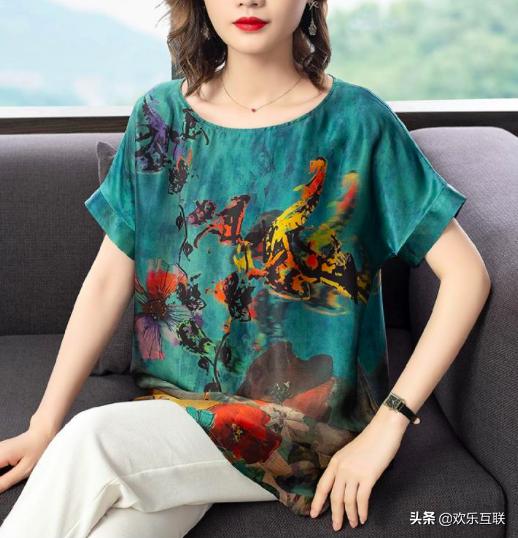 微胖女生不要穿什么颜色衣服,微胖女生不要穿宽松的