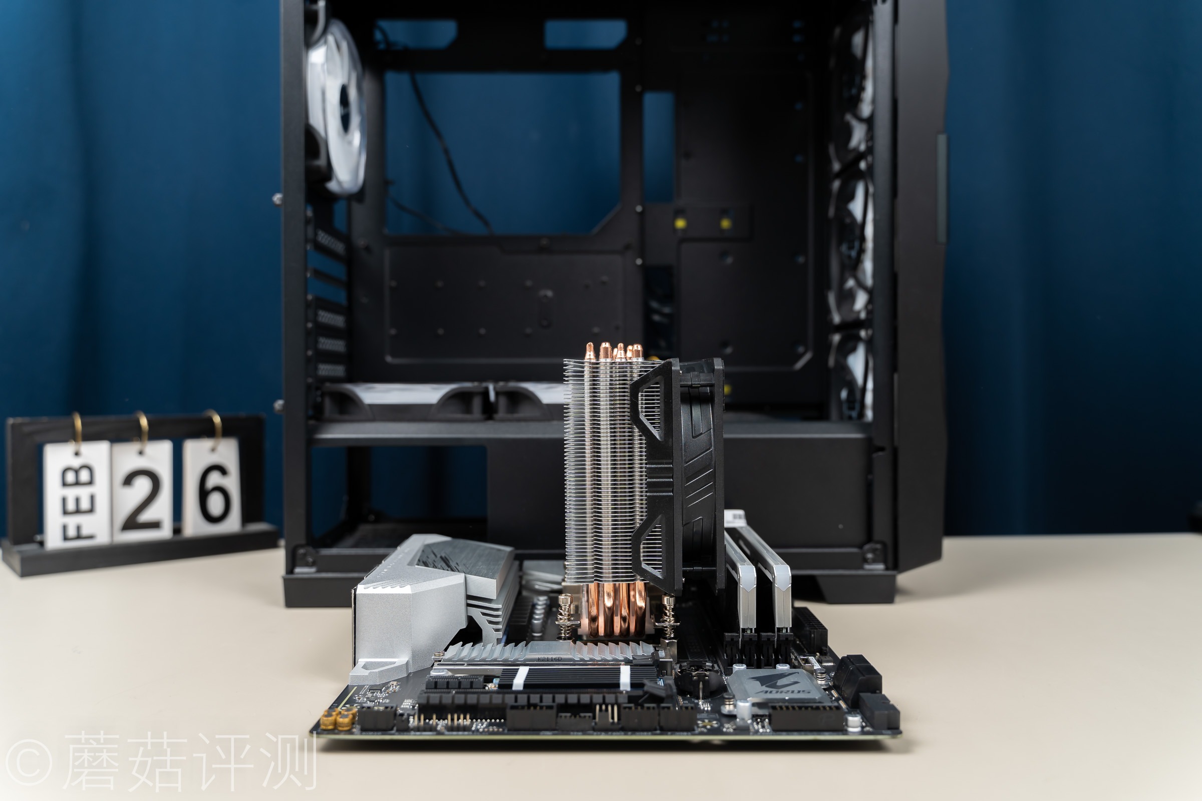 青春回忆系列：期望LPL夺冠，朋友装了台5700G主机玩lol