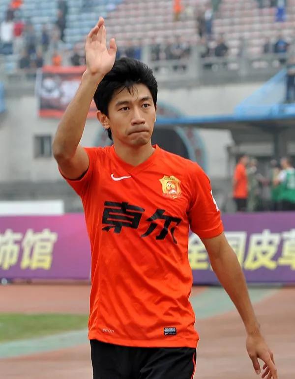 那个曾经惊艳全场的国青白衣少年，如今你在何方？