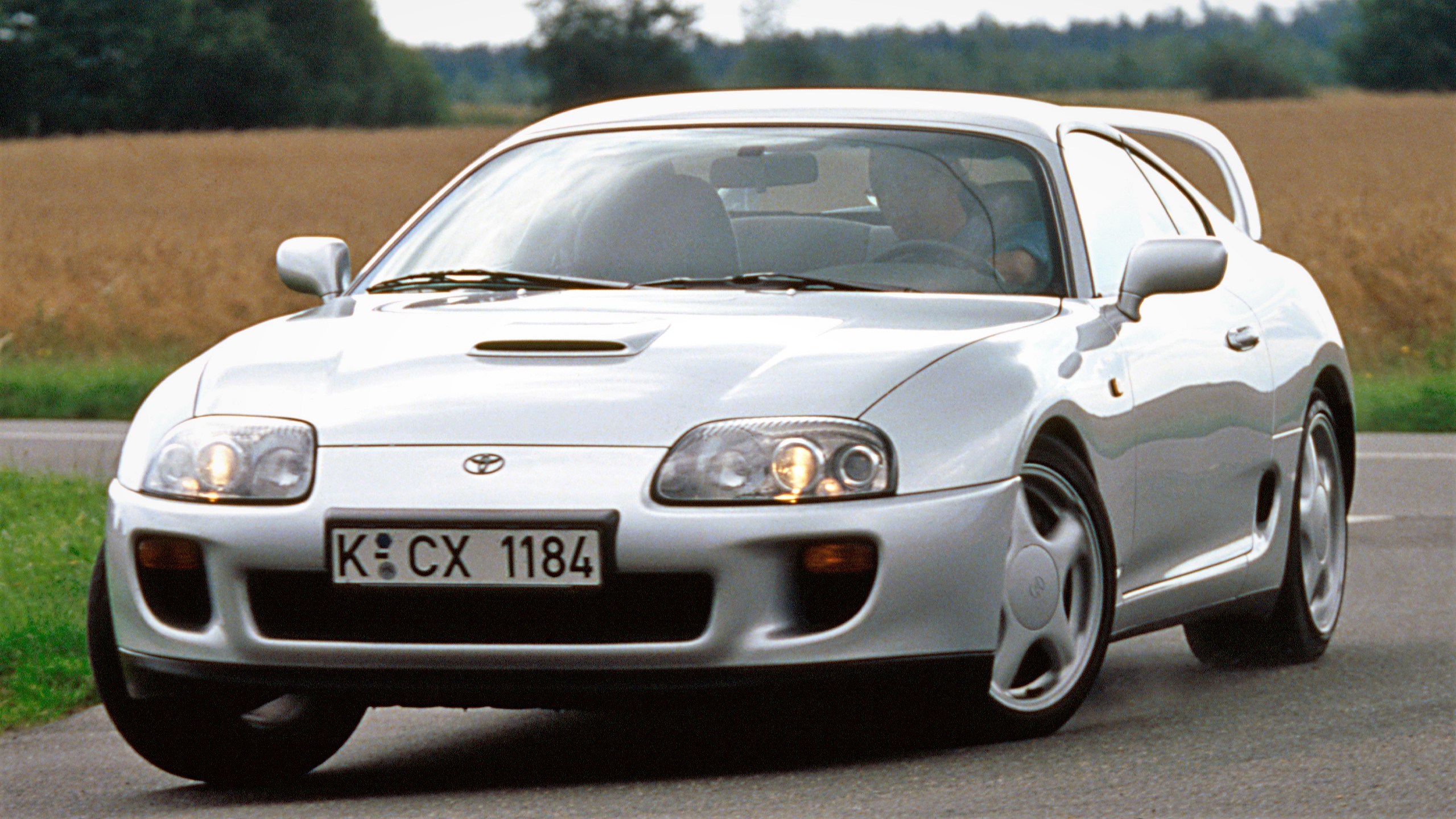 盘点那些新款比老款还难看的车,新款和旧款外形完全不一样的车