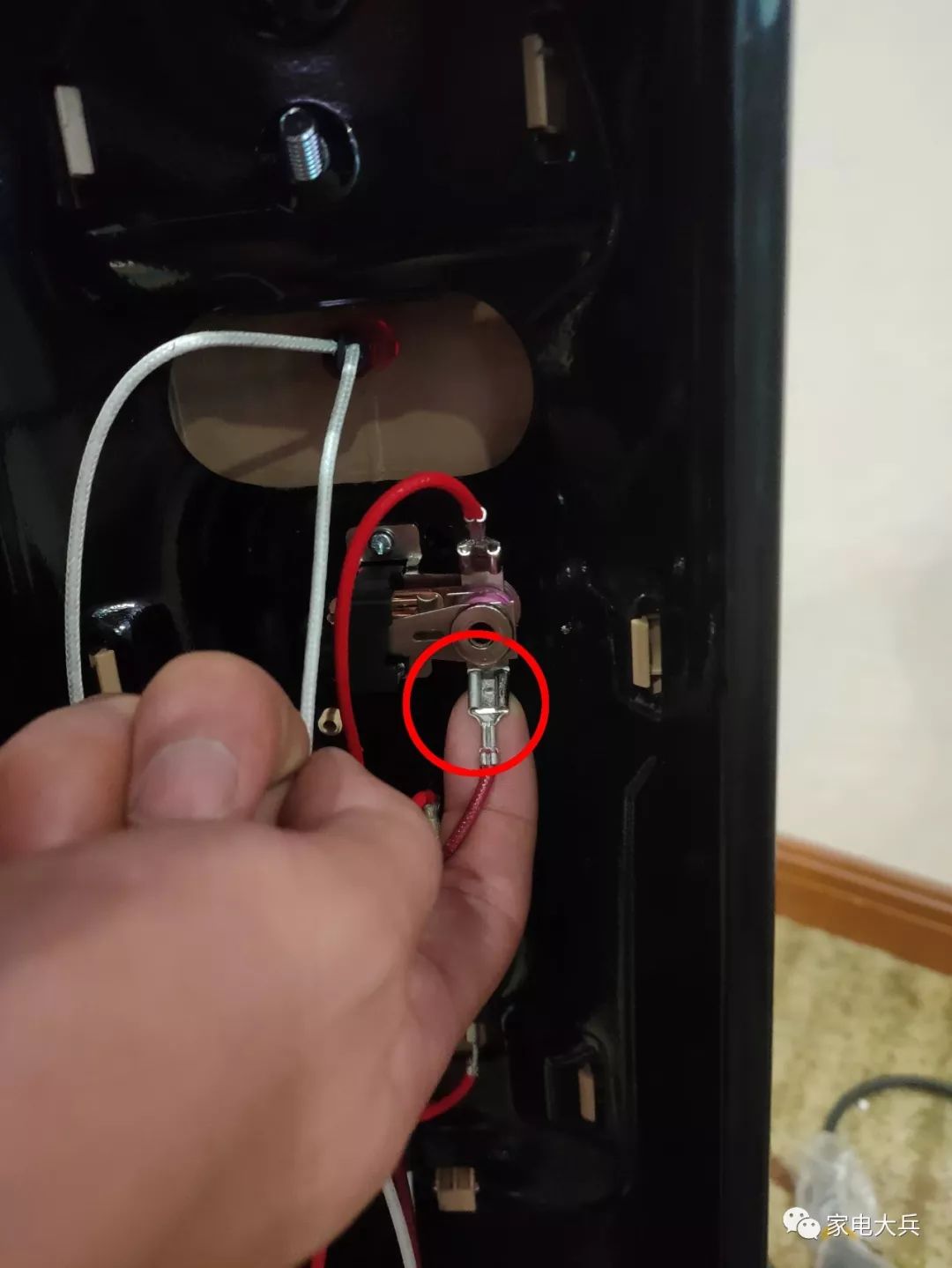 格力美的先锋油汀,格力艾美特取暖器测评