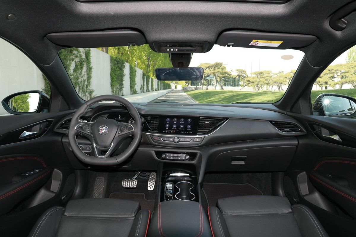 都说别克威朗后期油耗高,别克君威1.5t真实车主感受22款