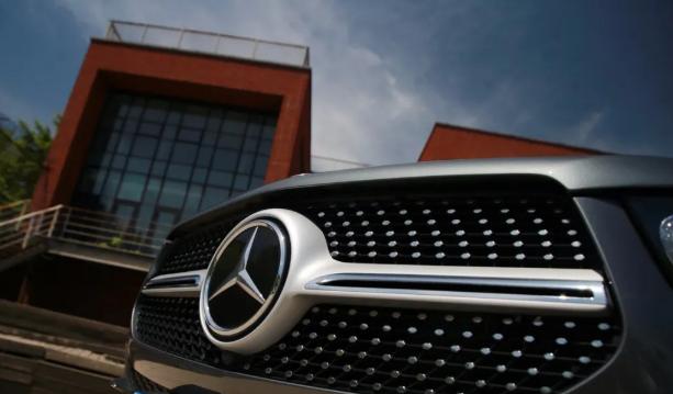 奔驰gle53amgcoupe试驾,奔驰gle450coupe2021款轿跑