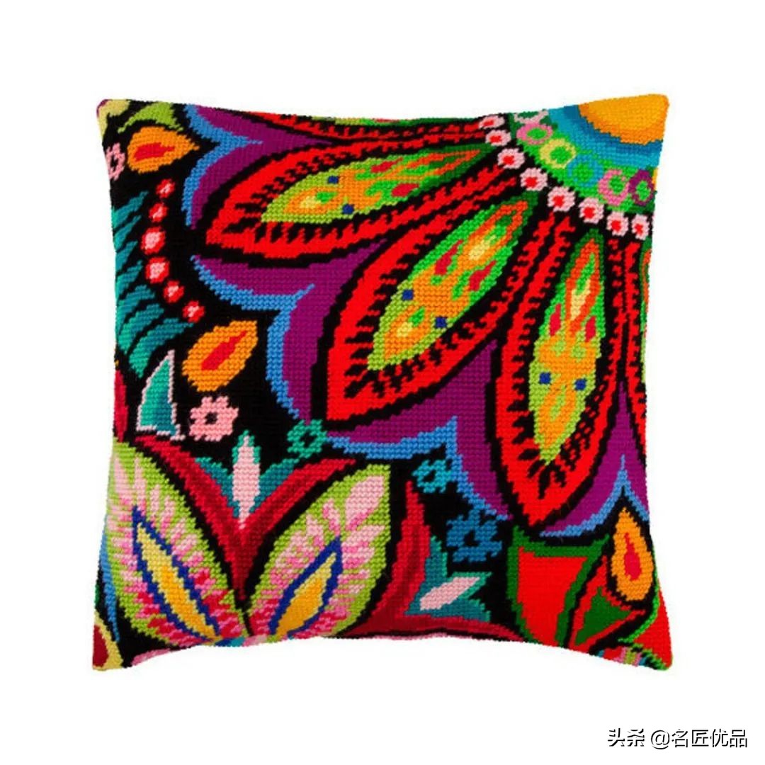 旧物利用!毛线用不完就用来刺绣,这才是十字绣最让人佩服的绣法