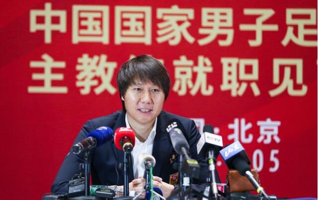 联赛退出潮起：中国足球寒冬已至，陈主席是否后悔蹚这浑水？