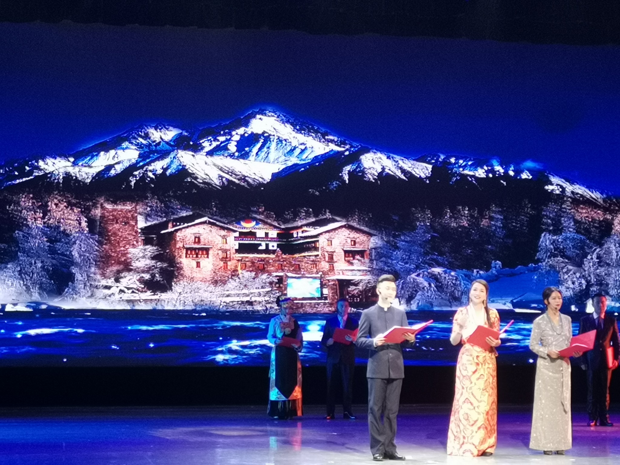 四川阿坝州羌寨碉楼群,阿坝藏族羌族自治州碉楼